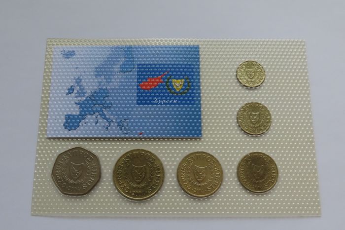 Cyprus the last coins before the euro | Uncirculated Coin set 2004