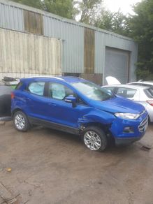 Breaking ford eco sport 2015