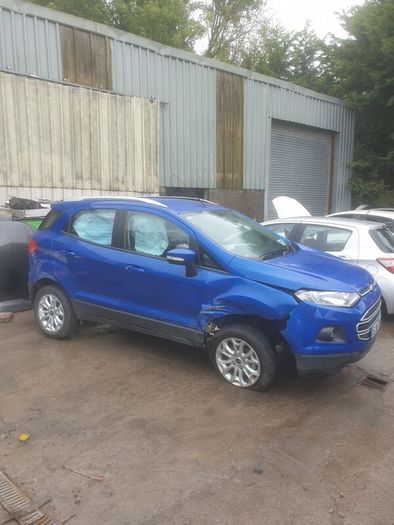 Breaking ford eco sport 2015
