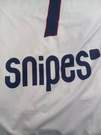 psg away jersey kvarskhelia