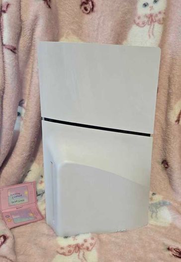 PlayStation 5 Physical Edition console