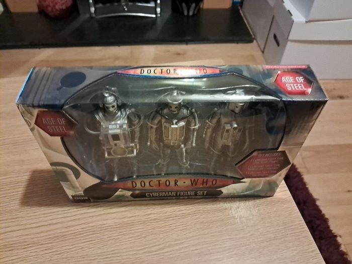 Doctor Who: Cybermen Age of Steel 3-pack 5.5'' Rare
