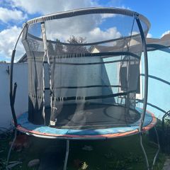 Trampoline 10ft