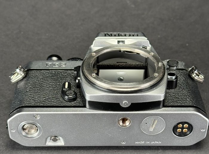 Nikon FE 2 bundle