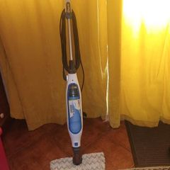 Floor steamer