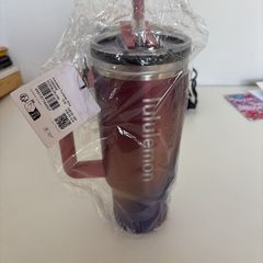 Never used Lululemon 40oz Insulated Tumbler