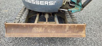 Mini digger