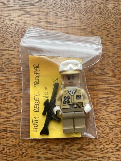 Lego minifigure Hoth Rebel Trooper sw0259 - 2010