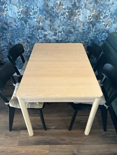 free dining table