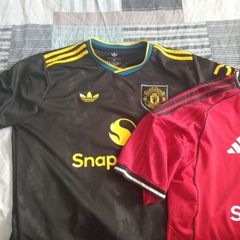 man utd jersey