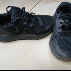 Under Armour runners black 5/38
