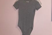 Free Postage 2x Hollister Bodysuits Size S Like New