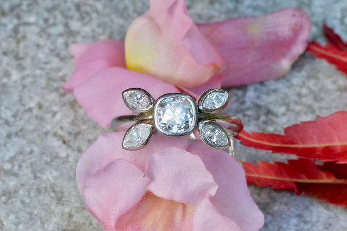Antique Diamond Cluster Solitaire Ring - Platinum
