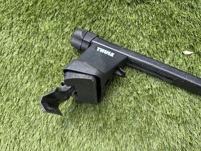Thule roof bars