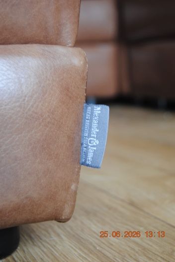 Quality Leather Alexander & James Loveseat Two Seater