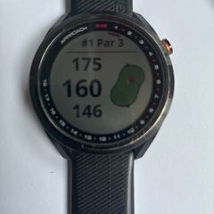 Garmin S42 golf watch