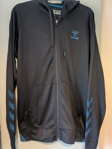 Hummel full zip lightweight sports hoodie jumper top.  Size M Medium.