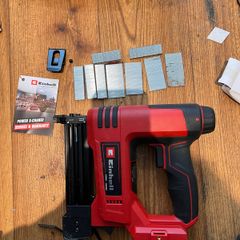 Nail gun