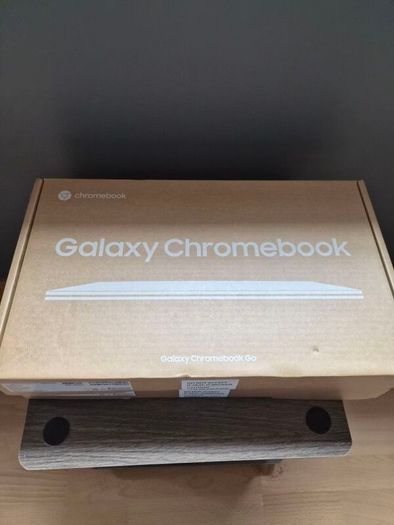 Samsung Galaxy Chromebook Go