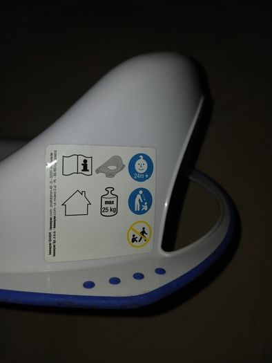 toilet t