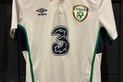 Ireland soccer jersey M
