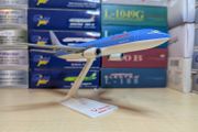 Britannia 1:200 scale model airplane, Boeing 737-800 aircraft, NEW