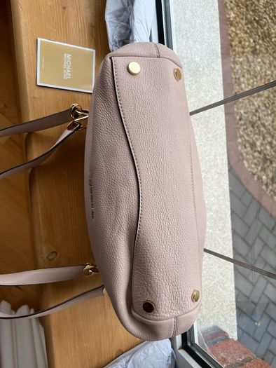 michael kors leather