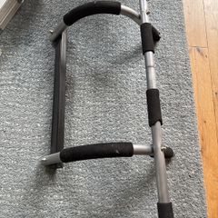Door pull up bar