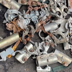 Bag of scaffold fittings