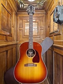 Gibson J-45 Studio 2021