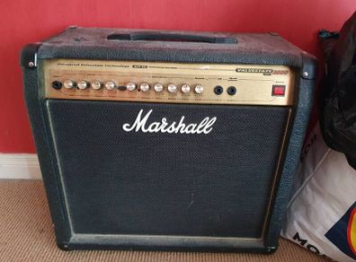 Guitar amp