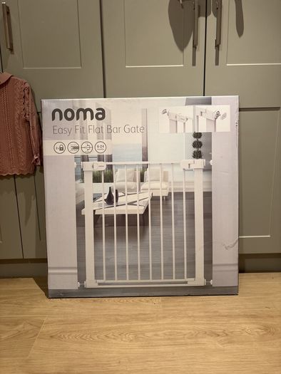 Noma easy fit flat bar gate