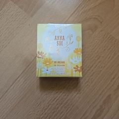 anna sui perfume