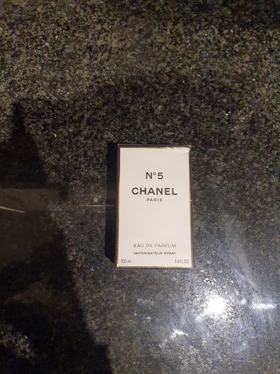 Chanel  No 5