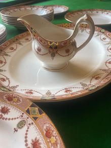 32 piece Arklow Pottery Dinner Set