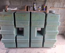 Oil tank