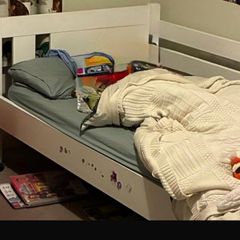 Childs single bed ideal 1st bed
