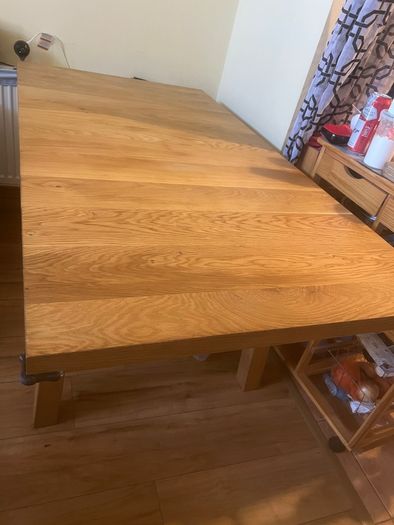 extendable dinner table