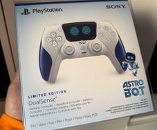AstroBot (first run) PS5 Dualsense Controller