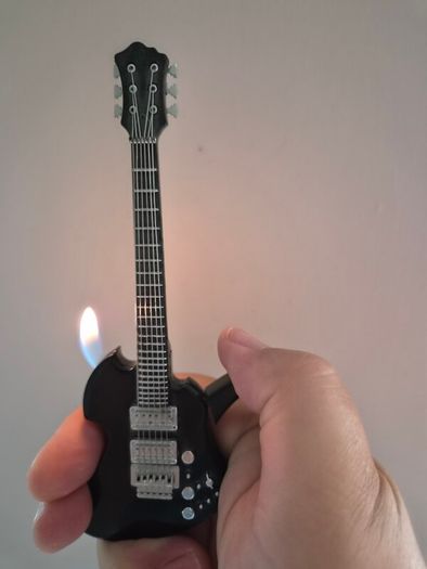 Guitar Lighter