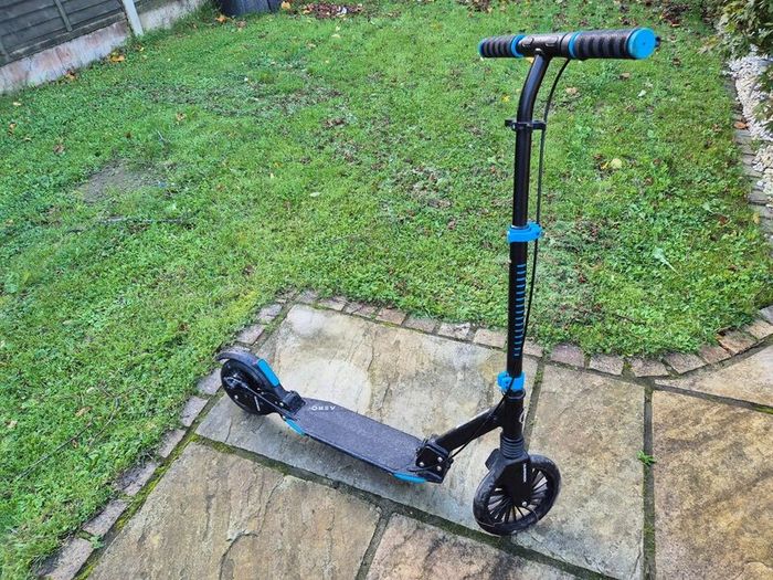 Kids scooter