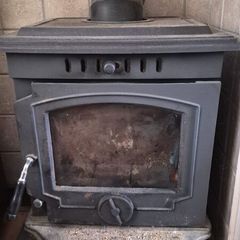 Stove with back boiler