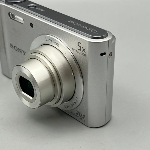 Sony DSC-W800 20.1MP Digital Camera Silver - Full Kit