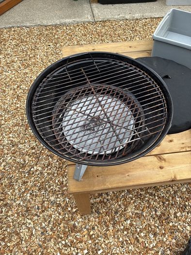 Weber Jumbo Joe portable BBQ