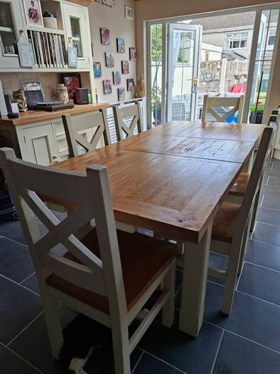 Dinner Table and chairs