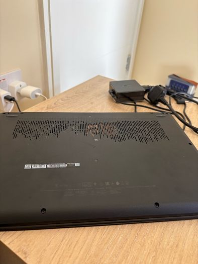 MSI Modern 15 H C13M-274UK 15.6" FullHD 60Hz Black Intel Core i7 Laptop