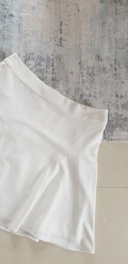 Marks and Spencer white skirt 10 BNWNT