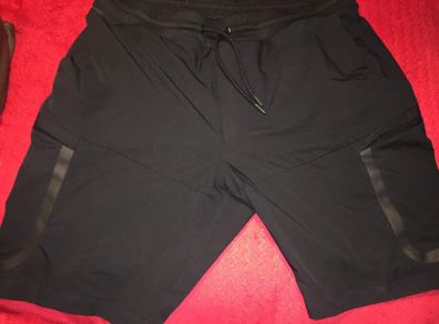 Under Armour Men's Shorts size xl