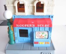 Sesame Street 2010 Hoopers Store Playset
