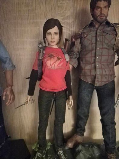 last of us Ellie and Joel hot toys cctoys